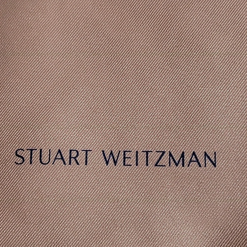 Stuart Weitzman gently used